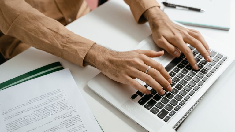 Comment accéder à Net-Entreprises et créer son compte ?