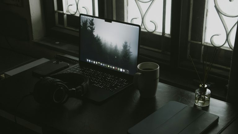 Quels outils sont indispensables pour le télétravail ?