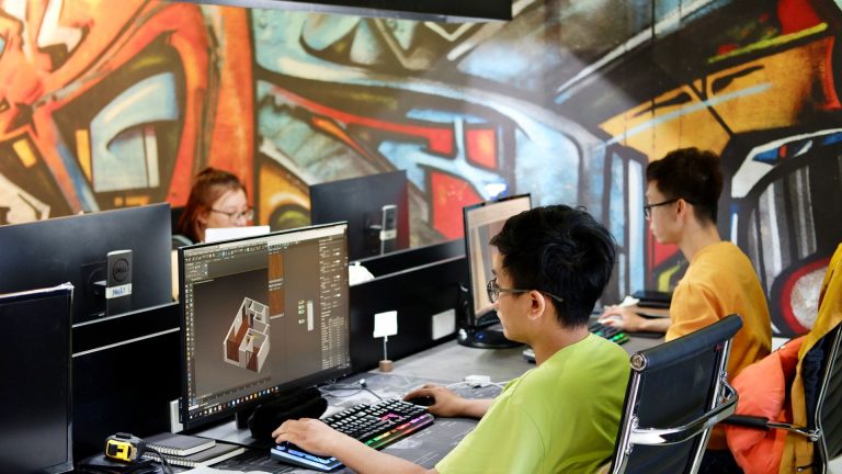 Bachelor en design graphique à Nantes : lancez-vous dans la création