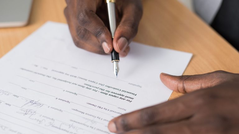 Quand une lettre recommandée avec accusé de réception prend-elle effet ?