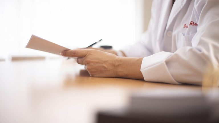 Les 7 jours de carence en arrêt maladie sont-ils déjà passés ?