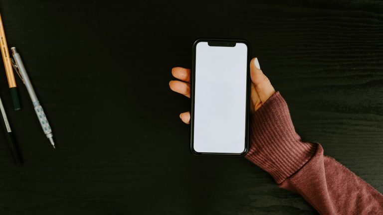 Comment voir un numéro masqué sur iPhone ?